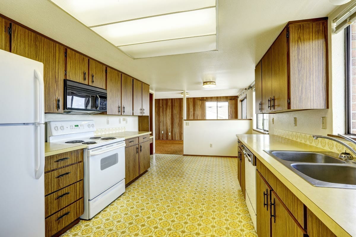 1970s kitchen 