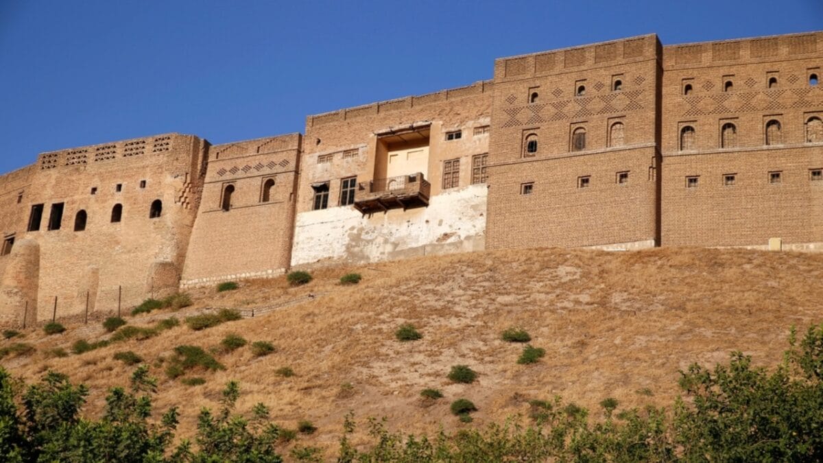 History’s Guardians: 15 Castles That Time Couldn’t Defeat - citadel of erbil iraq castle ss2090198515