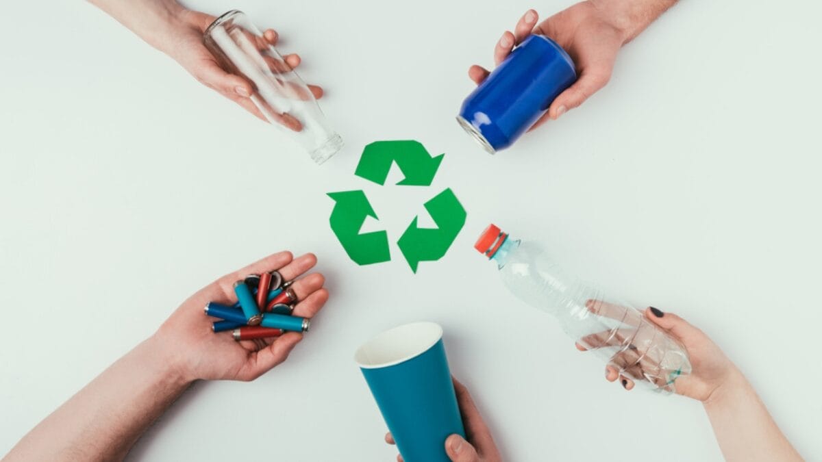 Homesteading With a Full-Time Job: Can You Really Have It All? - donate recycle things dp180451234
