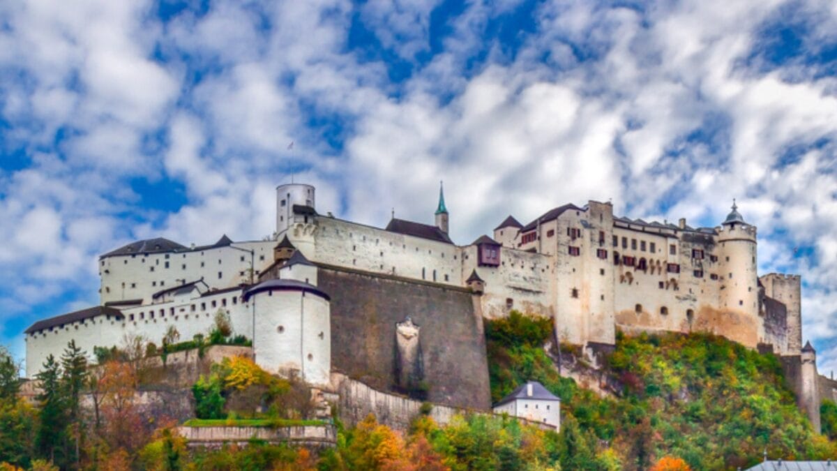 History’s Guardians: 15 Castles That Time Couldn’t Defeat - hohensalzburg fortress castle austria ss1172677843