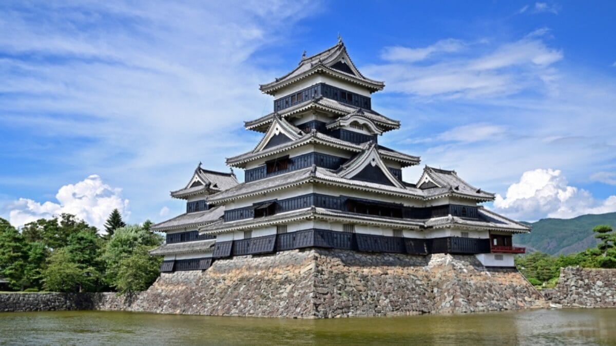 History’s Guardians: 15 Castles That Time Couldn’t Defeat - matsumoto castle in japan ss2217669813