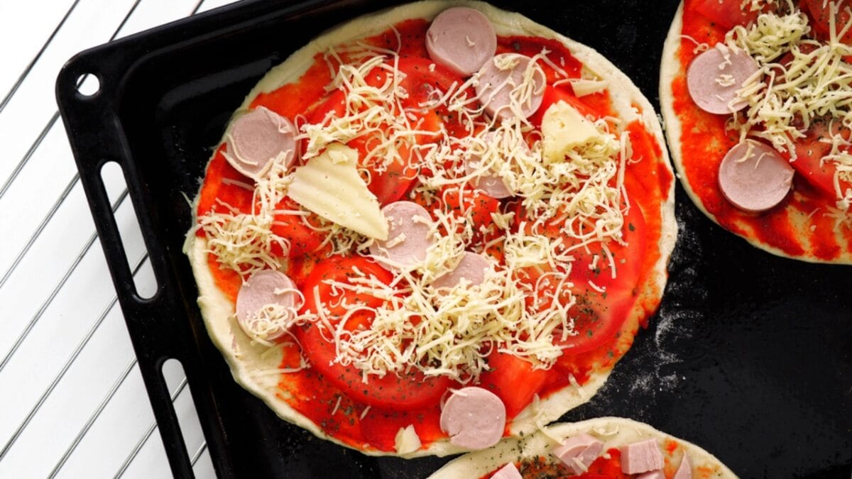 Reheat Pizza Like a Pro: 5 Ways to Get That Perfect Slice - Air Fryer Reheating dp251696716