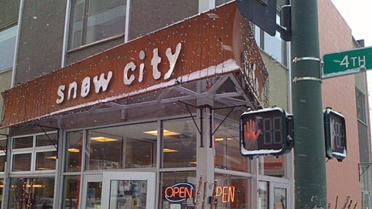 Where to Find the Best Cheap Breakfast in Every State - Alaska wc