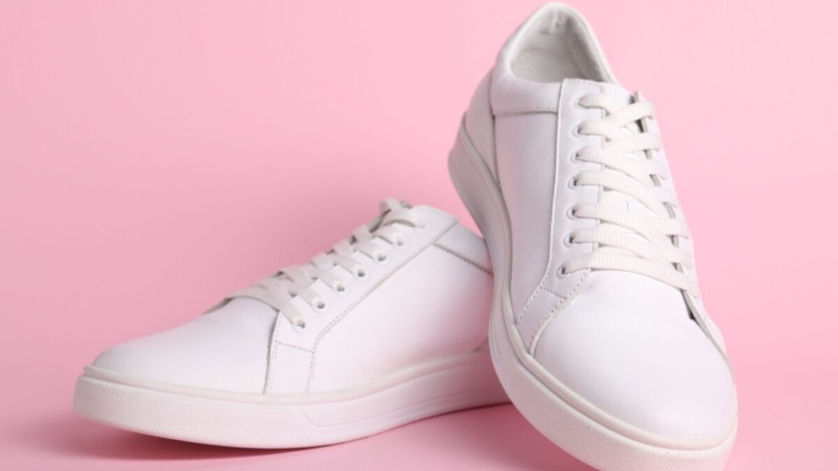 15 Household Items You Can Polish Up Using Toothpaste - Sneakers ss2427184291