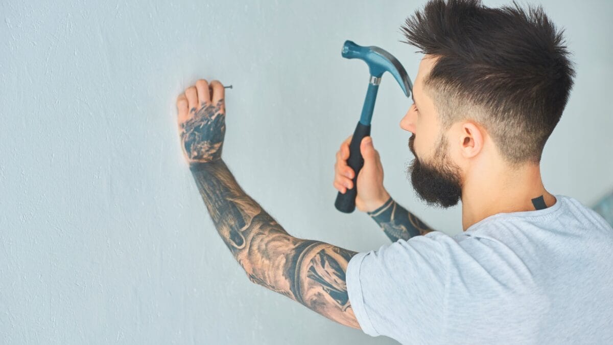 15 Household Items You Can Polish Up Using Toothpaste - nail wall dp 220422758