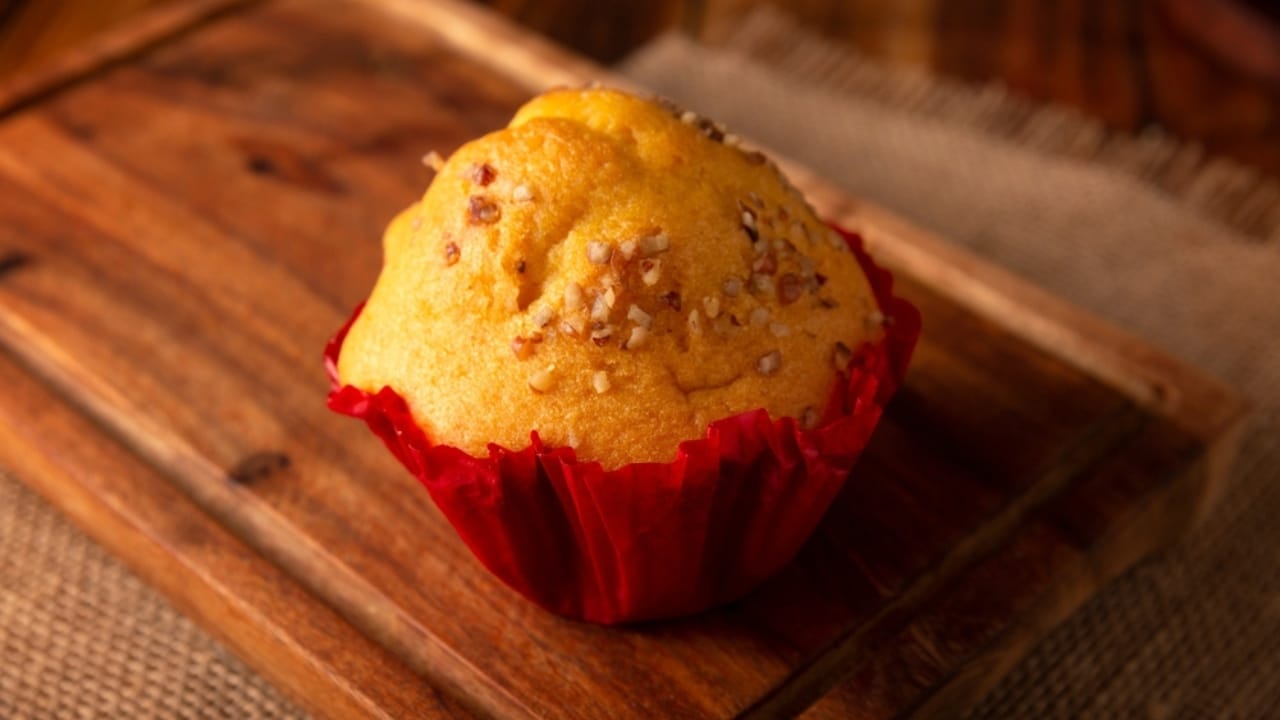 15 Irresistible Mexican Desserts & Treats You Should Try - Mantecadas ss2260545913