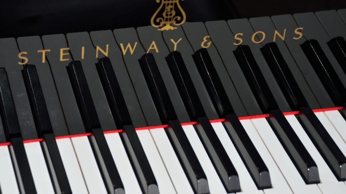 Celebrate American Craftsmanship: 10 Finest Products Made in the USA - Steinway piano dp128961580