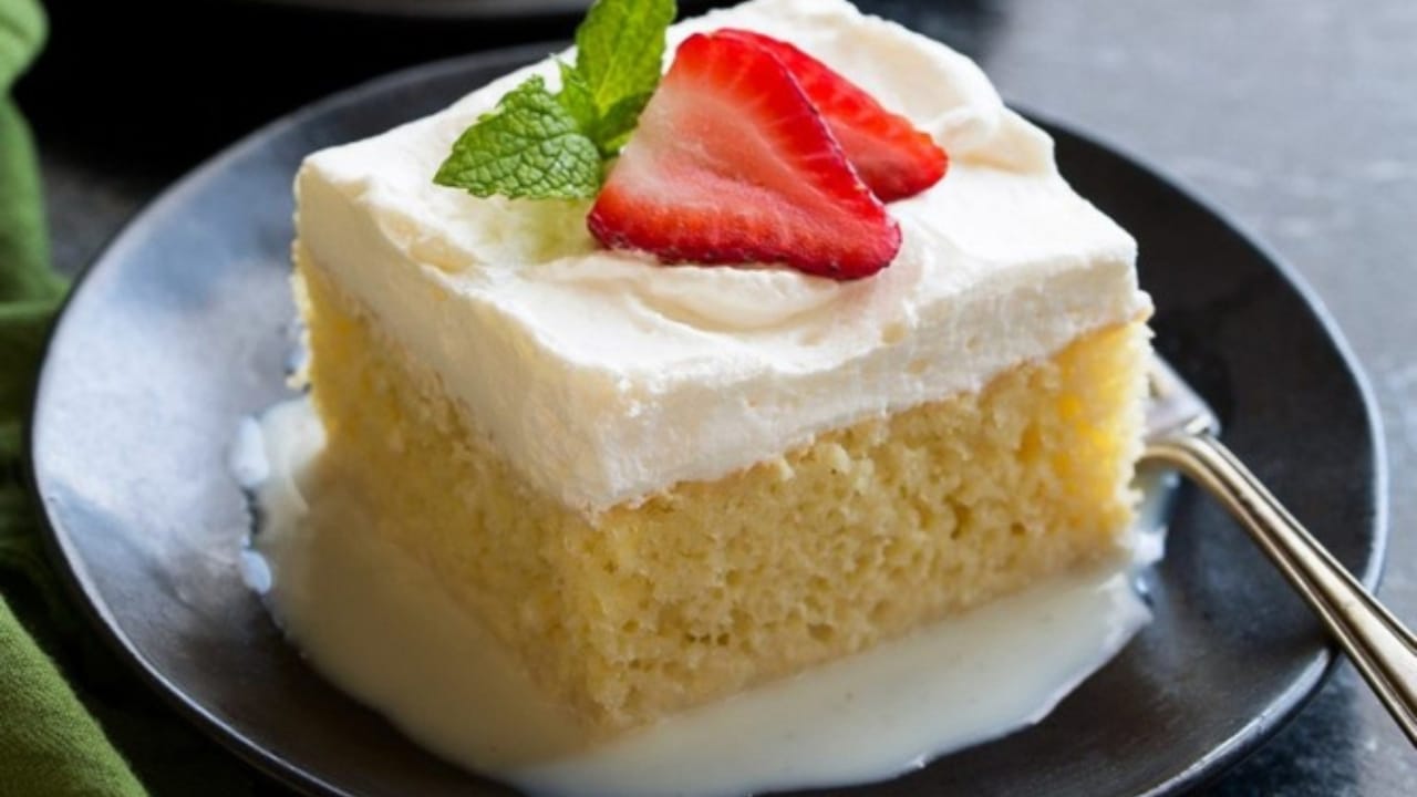 15 Irresistible Mexican Desserts & Treats You Should Try - Three Milk Cake ss2413741639