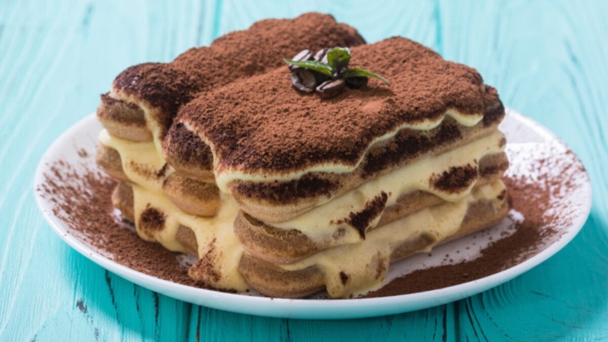 15 Creative & Delicious Ways to Use Fruit Powders - chocolate cake ss1188056686