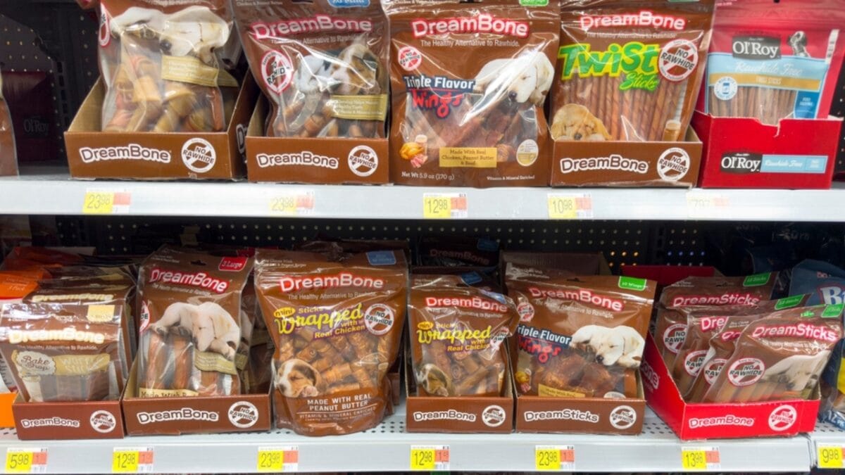 17 Dog Treat Brands with Ingredients to Steer Clear Of - dreambone treats ss2469760727