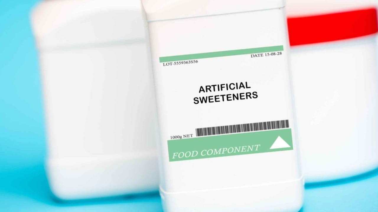 Artificial Sweeteners Wreaking Havoc on Aquatic Life, According to Study - Artificial sweetener food component ss2295571439