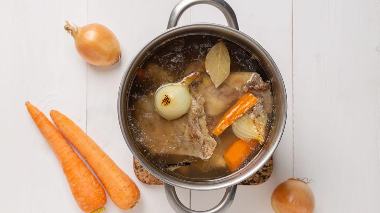 19 Ways to Slash Your Food Costs Without Sacrificing Quality - Broth dp295909614