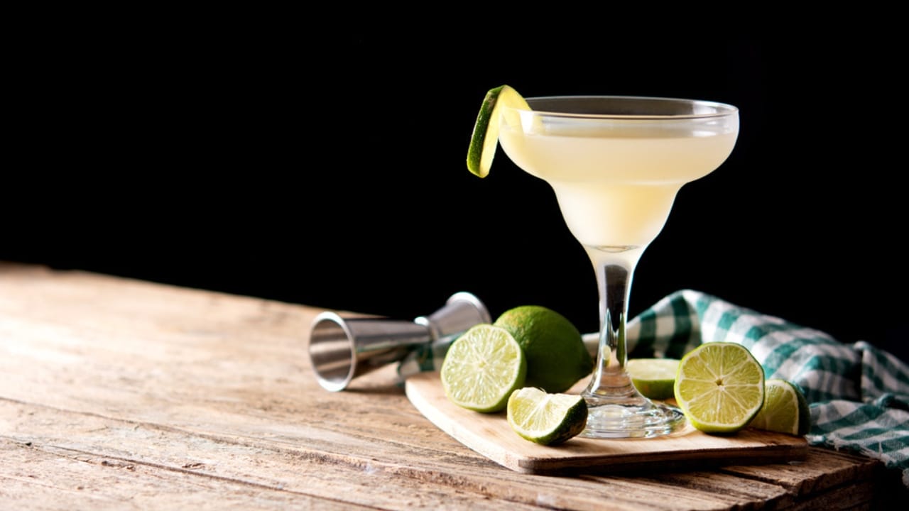 Mastering the Art of Simplicity: 20 Delicious 3-Ingredient Cocktails - Classic Daiquiri cocktail dp475751634