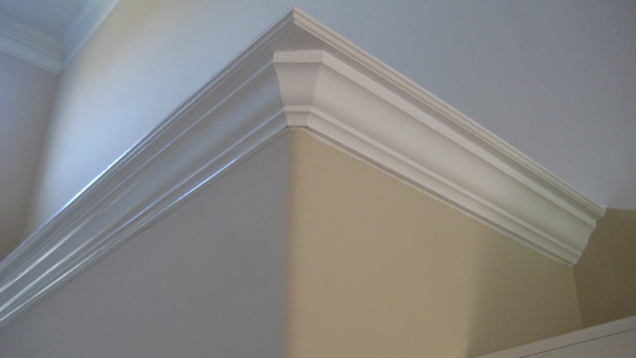 12 Budget-Friendly Home Renovations That Offer the Highest Returns - Crown molding wc