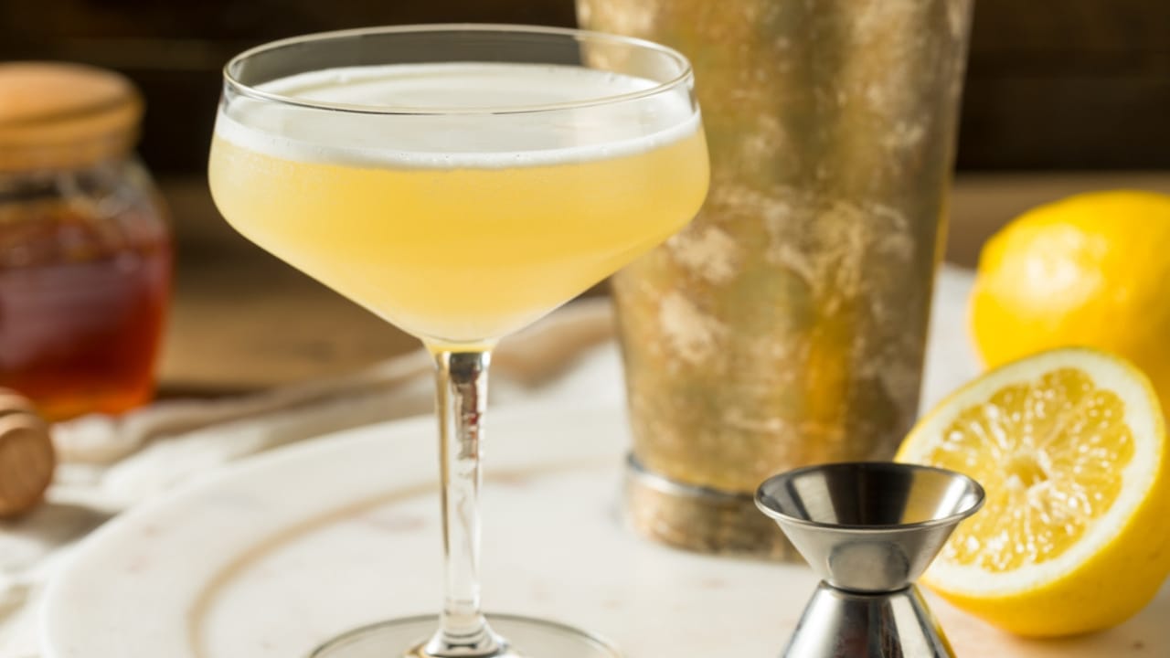 Mastering the Art of Simplicity: 20 Delicious 3-Ingredient Cocktails - High Altitude Highball ss1770785216