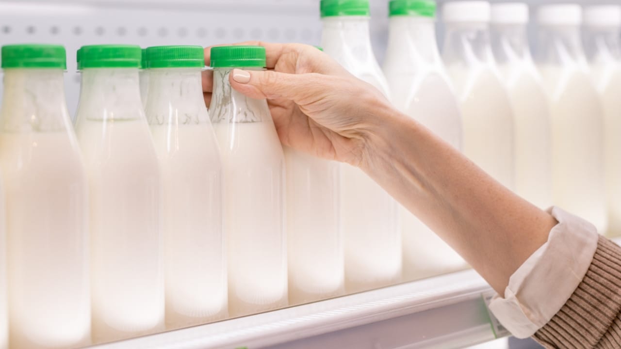 15 Common Foods You Should Stop Putting in Your Freezer - buying organic milk dp372336602