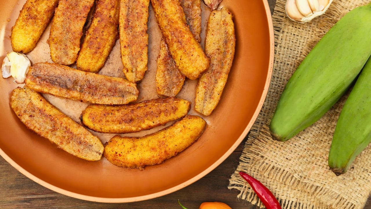 15 Irresistible Mexican Desserts & Treats You Should Try - fried banana mexican desert ss2258584531