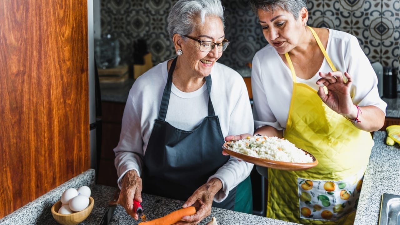18 Once-Popular Cooking Ingredients You Don’t See Anymore - old women cooking ss2179760693