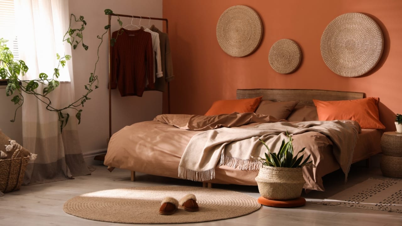 29 Fall Decor Tips for a Warm, Comfy & Inviting Home - Fall Bed Arrangement ss1888812133