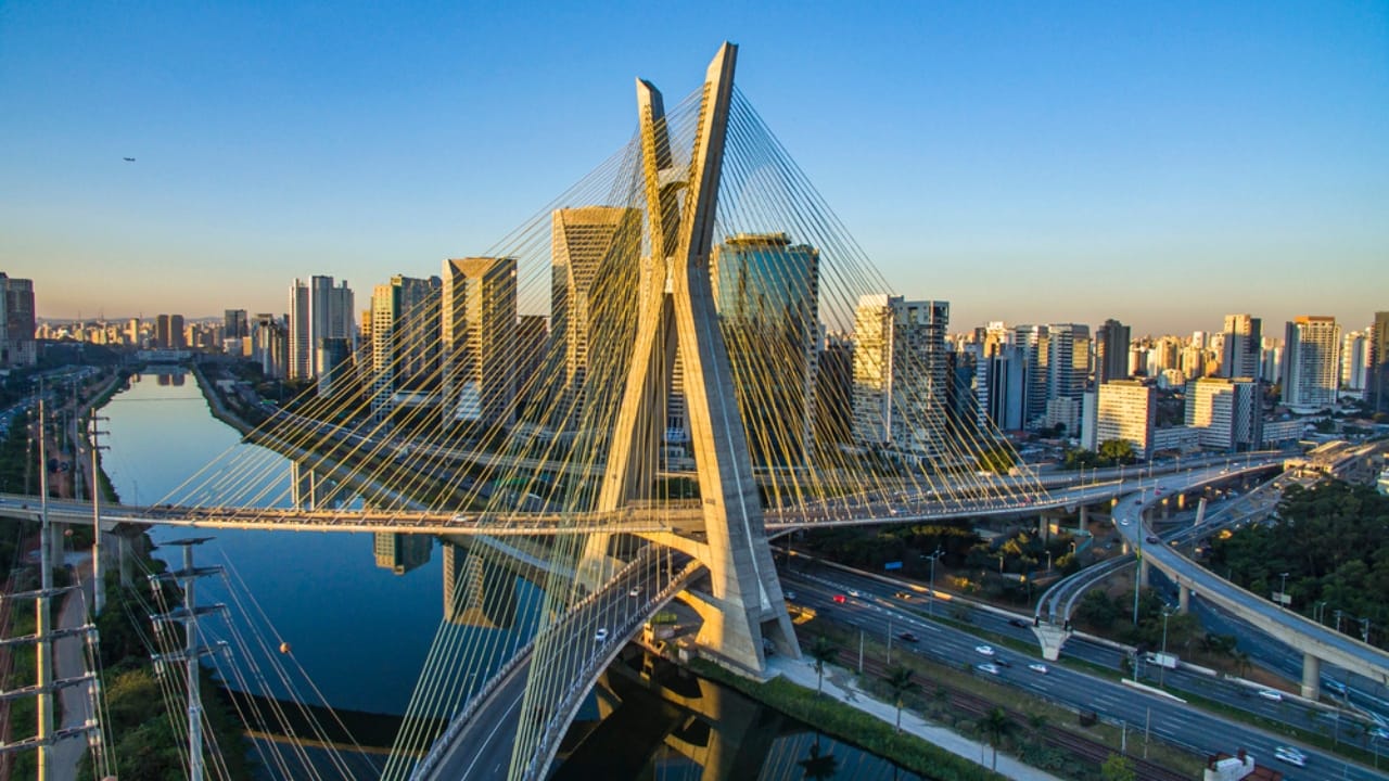 15 Global Hotspots Most Vulnerable to Water Crises - Sao Paulo Brazil dp292993338