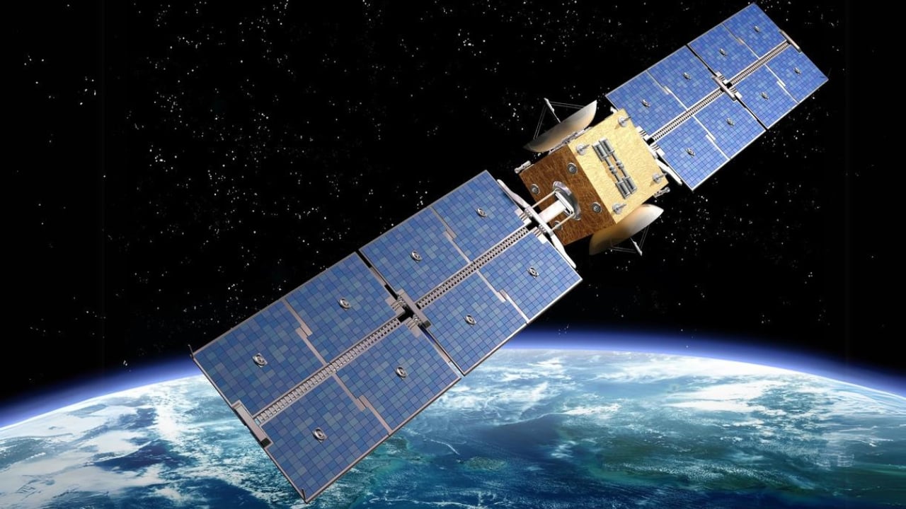 7 Off-Grid Internet Solutions for Staying Connected Anywhere - Satellite Internet Telecommunication dp2934022