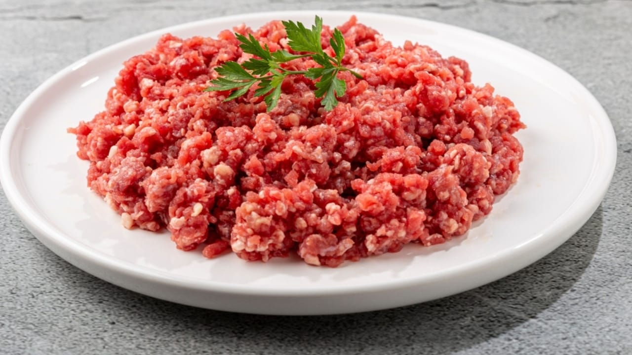 15 Foods in Your Fridge That Spoil Faster Than You Think - ground meat ss2136047217