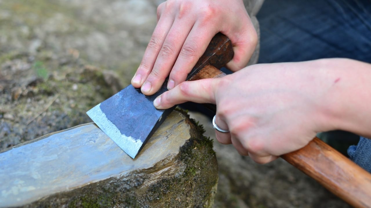 The Bushcrafter's Guide to Sharpening an Axe by Hand -