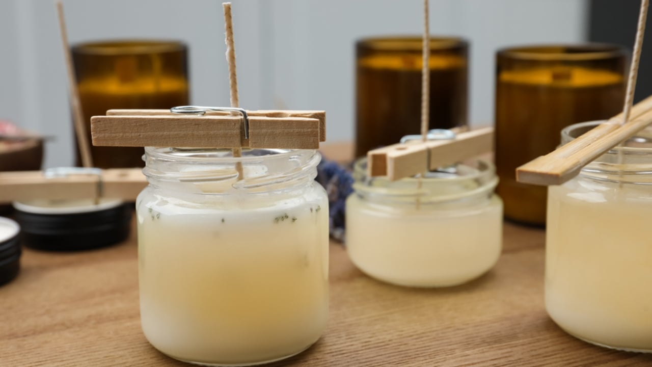 Say Goodbye to Mosquitoes with These DIY Mason Jar Candles - candles in jar dp511698920 dnoh