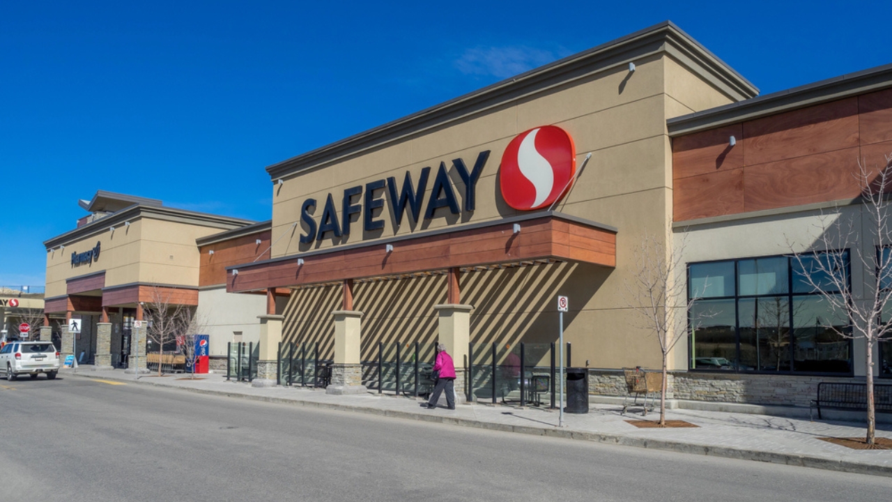 These 21 Grocery Stores Are Taking Too Much from Your Wallet - Safeway dp70620939 dnoh