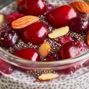 How to Make Cherry Almond Chia Pudding in Minutes - Cherry Almond Chia Pudding midia