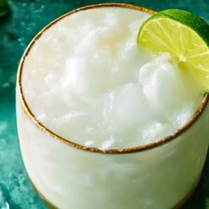 Hydrating Coconut Mocktail: A Simple & Easy Recipe - Coconut Mocktail midia