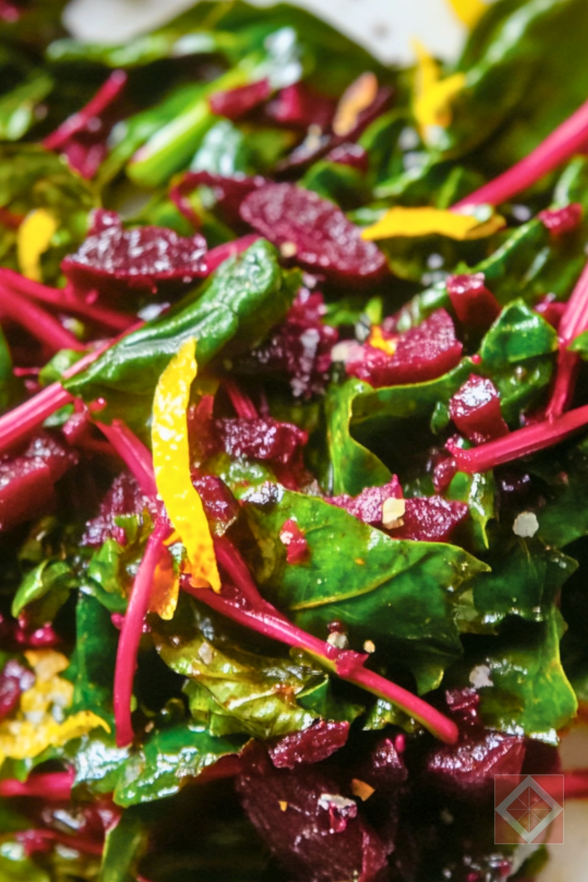 Make the Most of Beet Greens with This Easy Sauté - Garlic Sauteed Beet Greens pin 2 midia