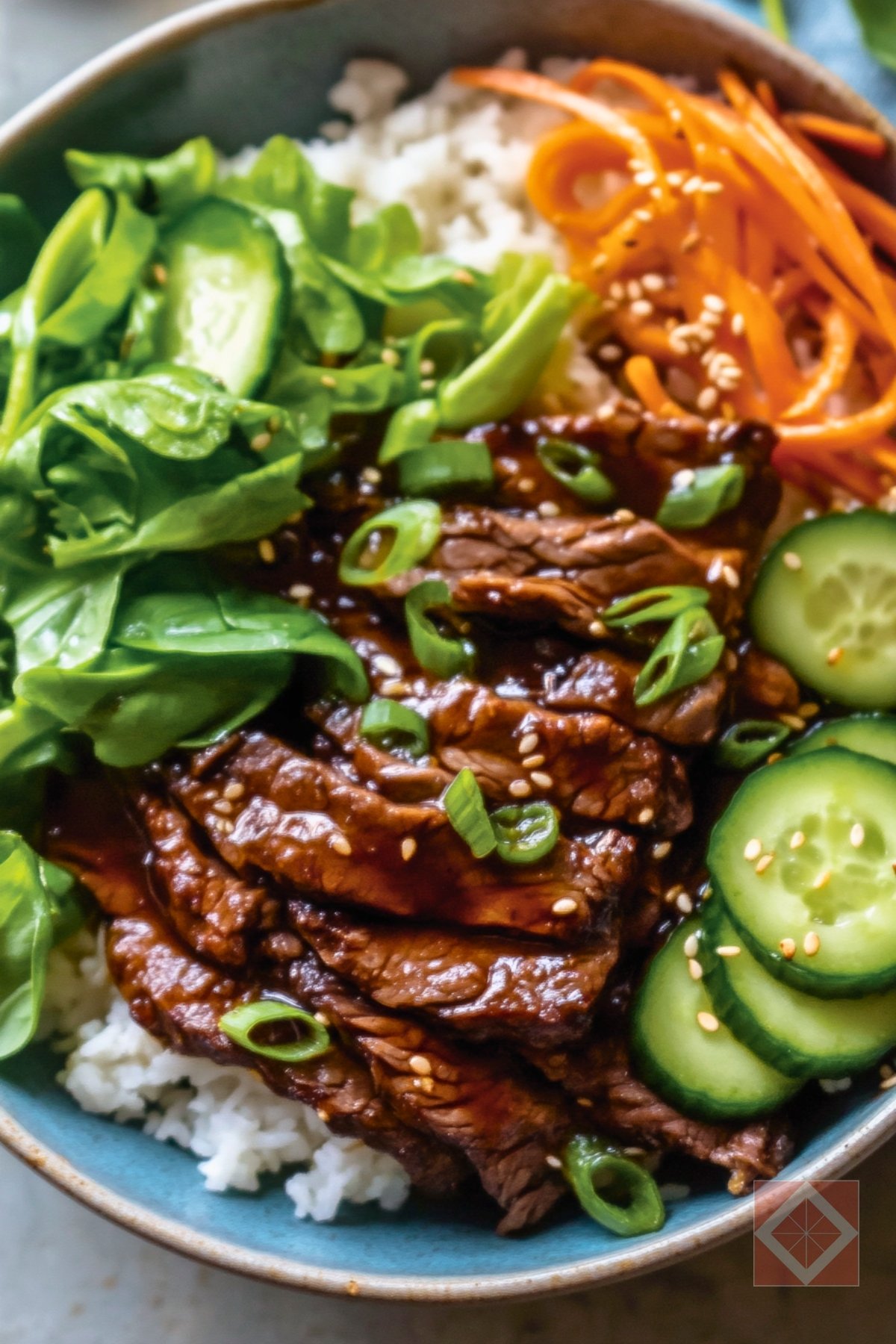 Tender Korean Beef Paired with Irresistible Yum Yum Sauce - Korean Beef pin 2 midia