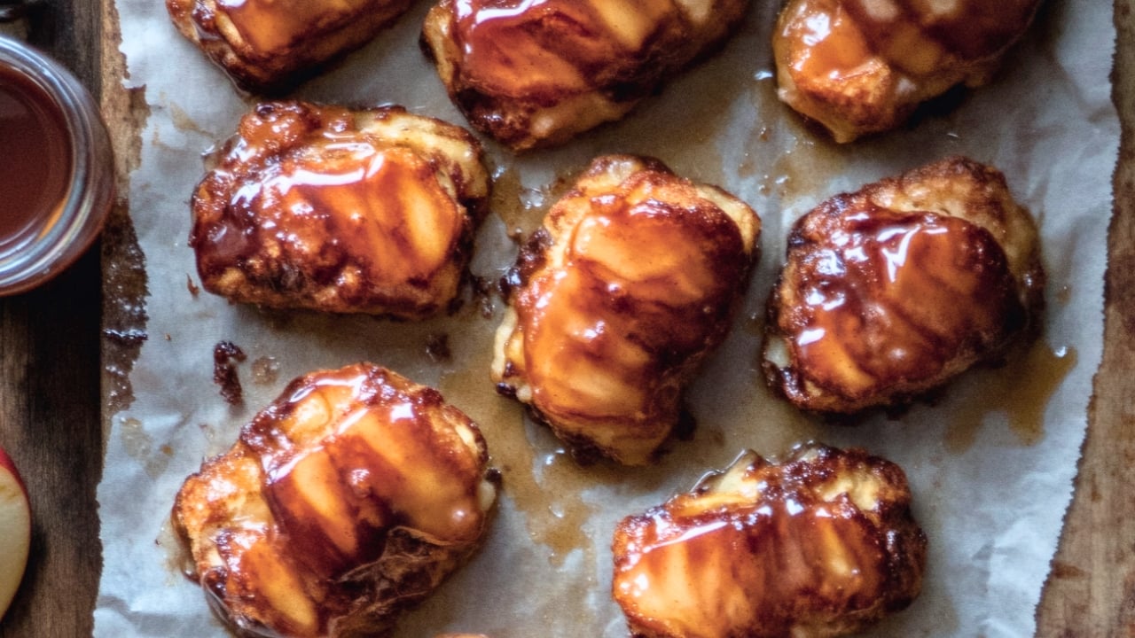 Quick & Easy Spiced Maple Apple Fritters - Maple Apple Fritters midia