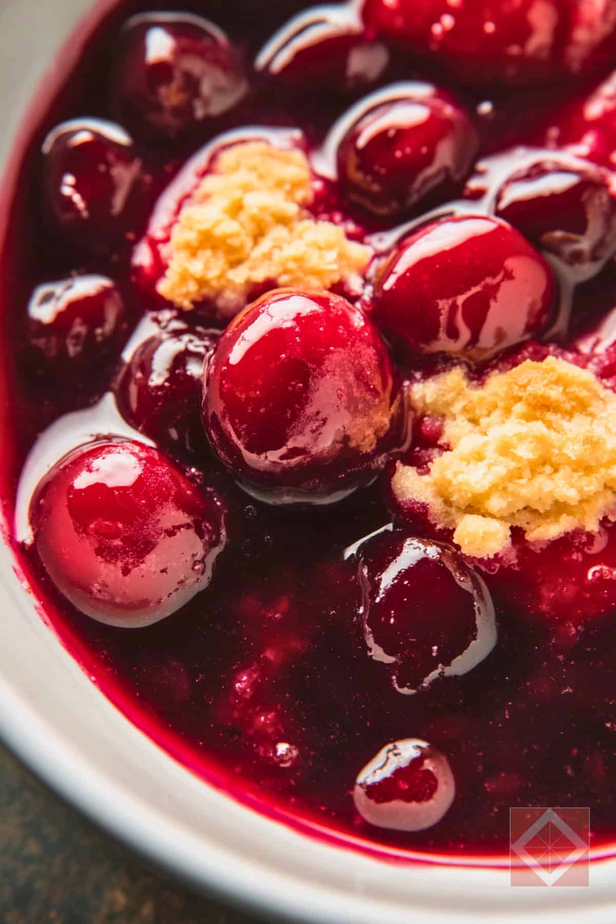 Best Cherry Cobbler One-Pot Recipe Easy Skillet Dessert to Love - Cherry Cobbler Skillet Dessert pin 2 midia