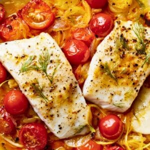 15 Min Mediterranean Fish with Saffron-Infused Tomatoes - Fish Recipe with Saffron Cherry Tomatoes midia