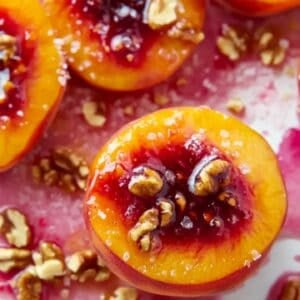 Raspberry-Glazed Peaches with Walnuts for Two Dessert: Easy One-Pot Dessert Recipe - Raspberry Glazed Peaches with Walnuts midia