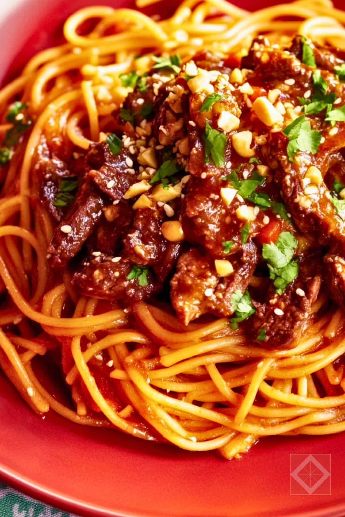 Easy & Delicious Sesame Beef Noodles You'll Love - Saucy Sesame Beef Noodles pin 1 midia 1