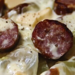 This Sausage Cabbage Alfredo Is Perfect for Those on Keto Diet - Sausage Cabbage Alfredo midia