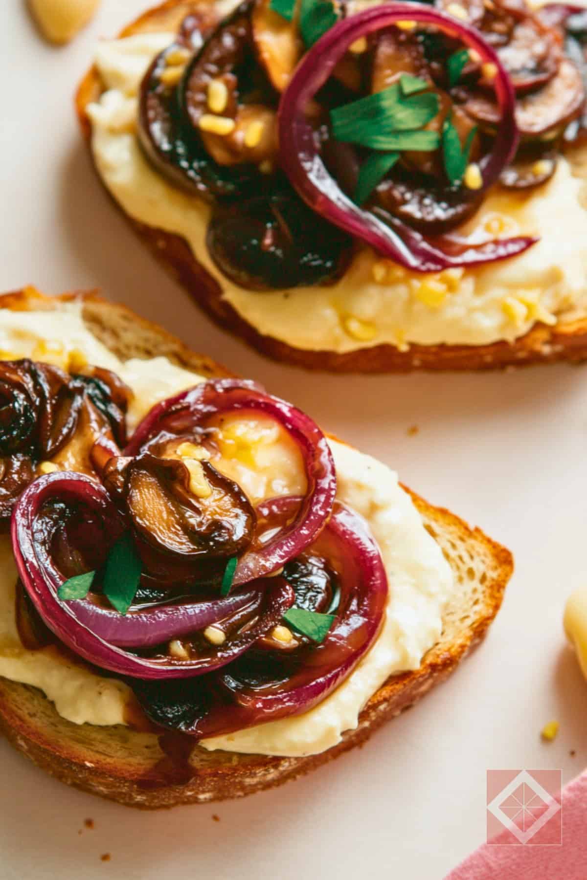 Delicious Vegan Toast with High-Protein Butter Bean Purée - Vegan Toast with High Protein Butter Bean Puree pin 1 midia