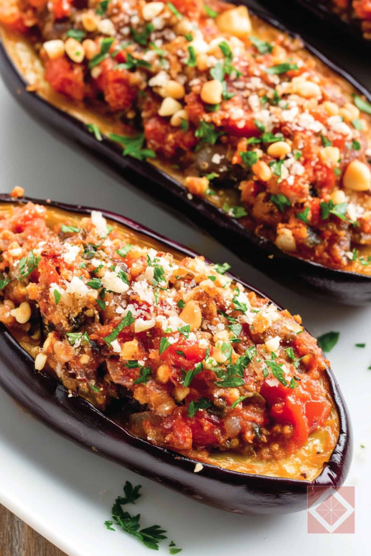 Easy Vegetarian Stuffed Spiced Eggplants One-Pot Slow Cooker Recipe to Try - Vegetarian Stuffed Spiced Eggplants pin 1 midia
