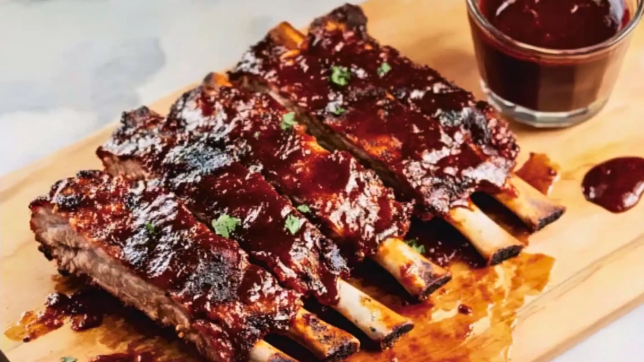 Tender Instant Pot BBQ Ribs – No Grill Required! - pork ribs midia