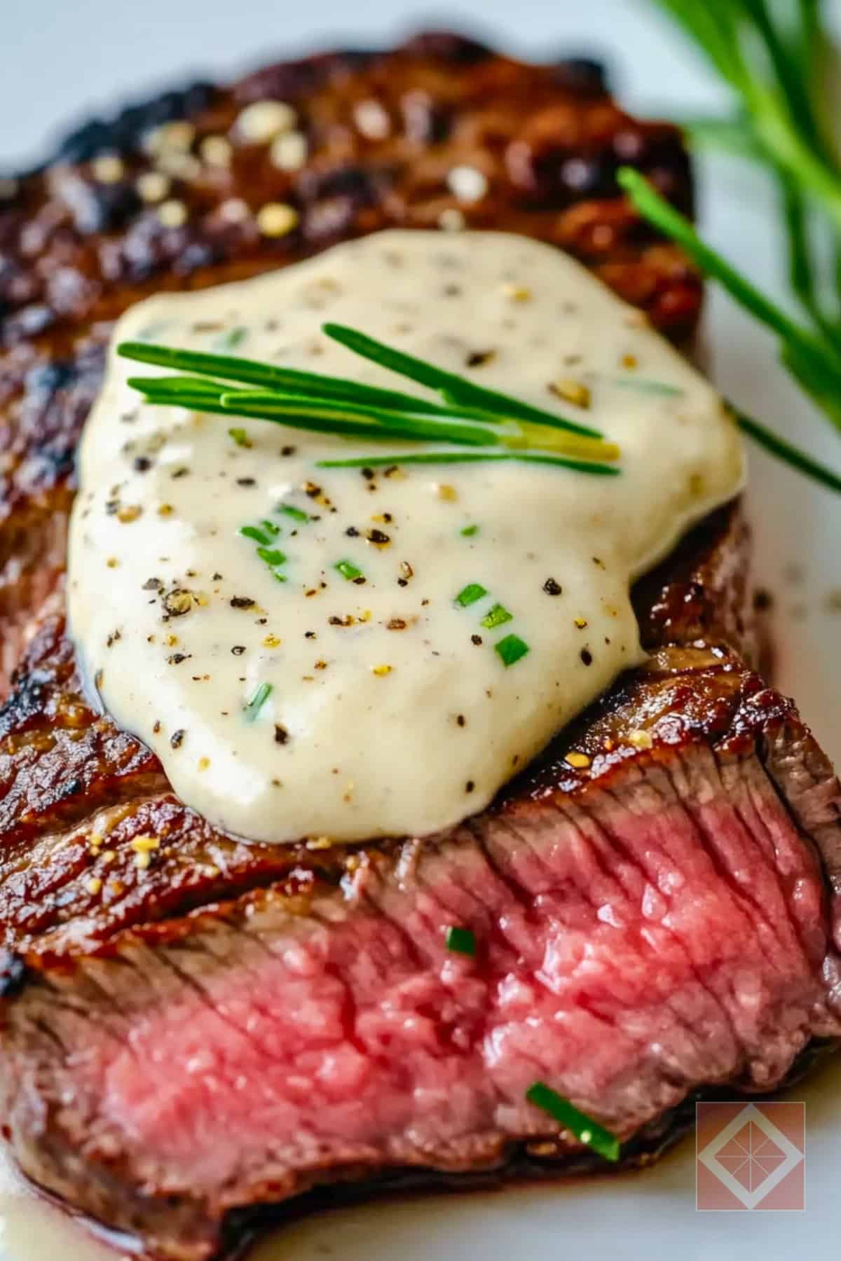 Alabama White Sauce: Creamy, Tangy & Irresistible - Alabama White Sauce pin 3 midia 1