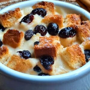 Easy Bread Pudding Recipe Perfect for Leftover Breads - Bread Pudding midia 1
