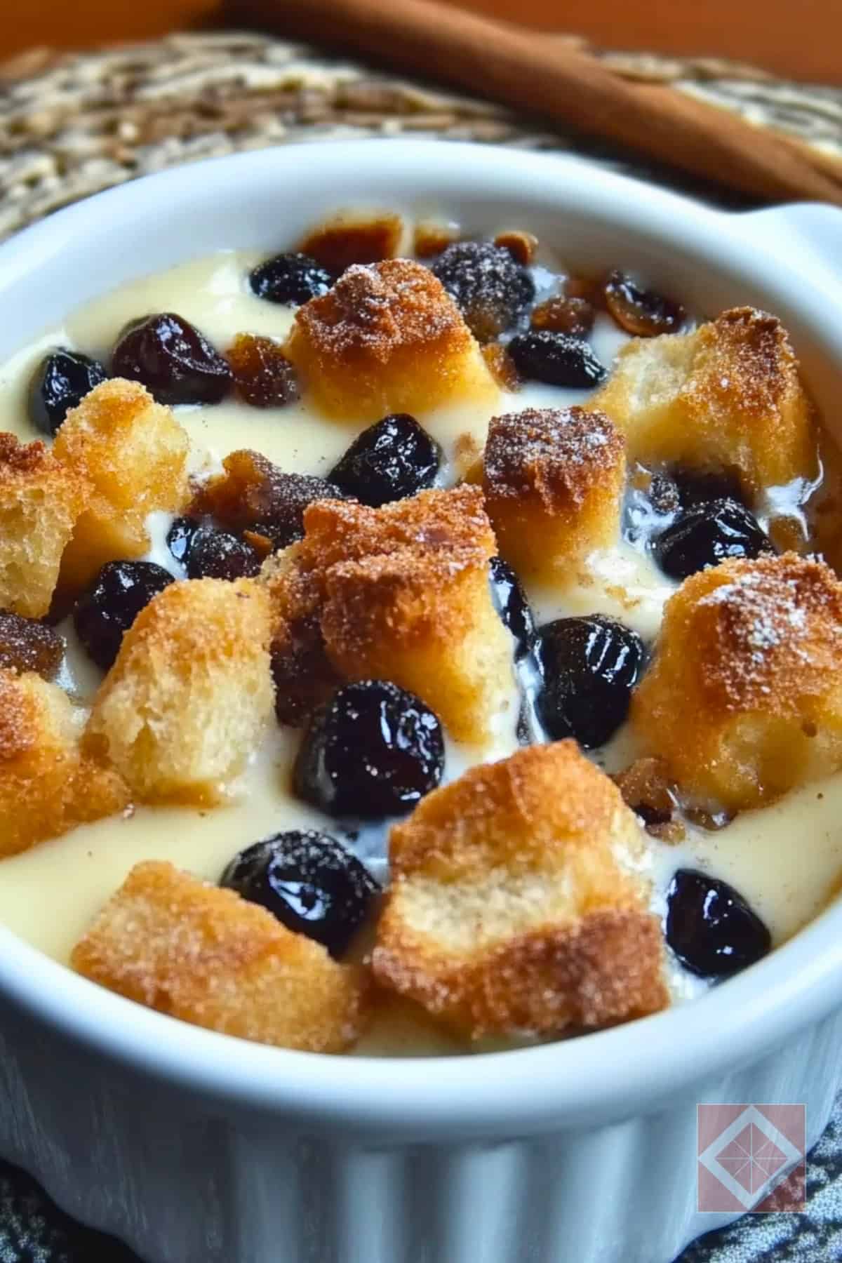 Easy Bread Pudding Recipe Perfect for Leftover Breads - Bread Pudding pin 1 midia 1