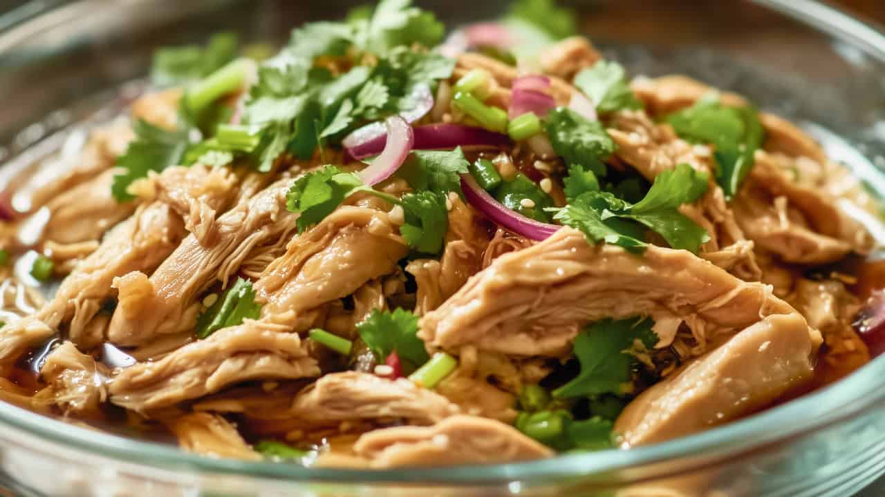 Chinese Chicken Recipe: Hand-Shredded Style - Chinese Hand Shredded Chicken Duck midia