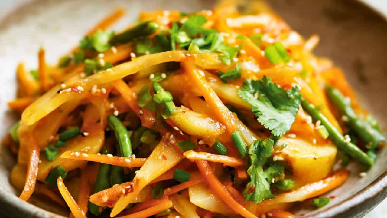 Chinese Potato Salad: Bold Flavor, No Mayo Needed - Chinese Potato Salad midia