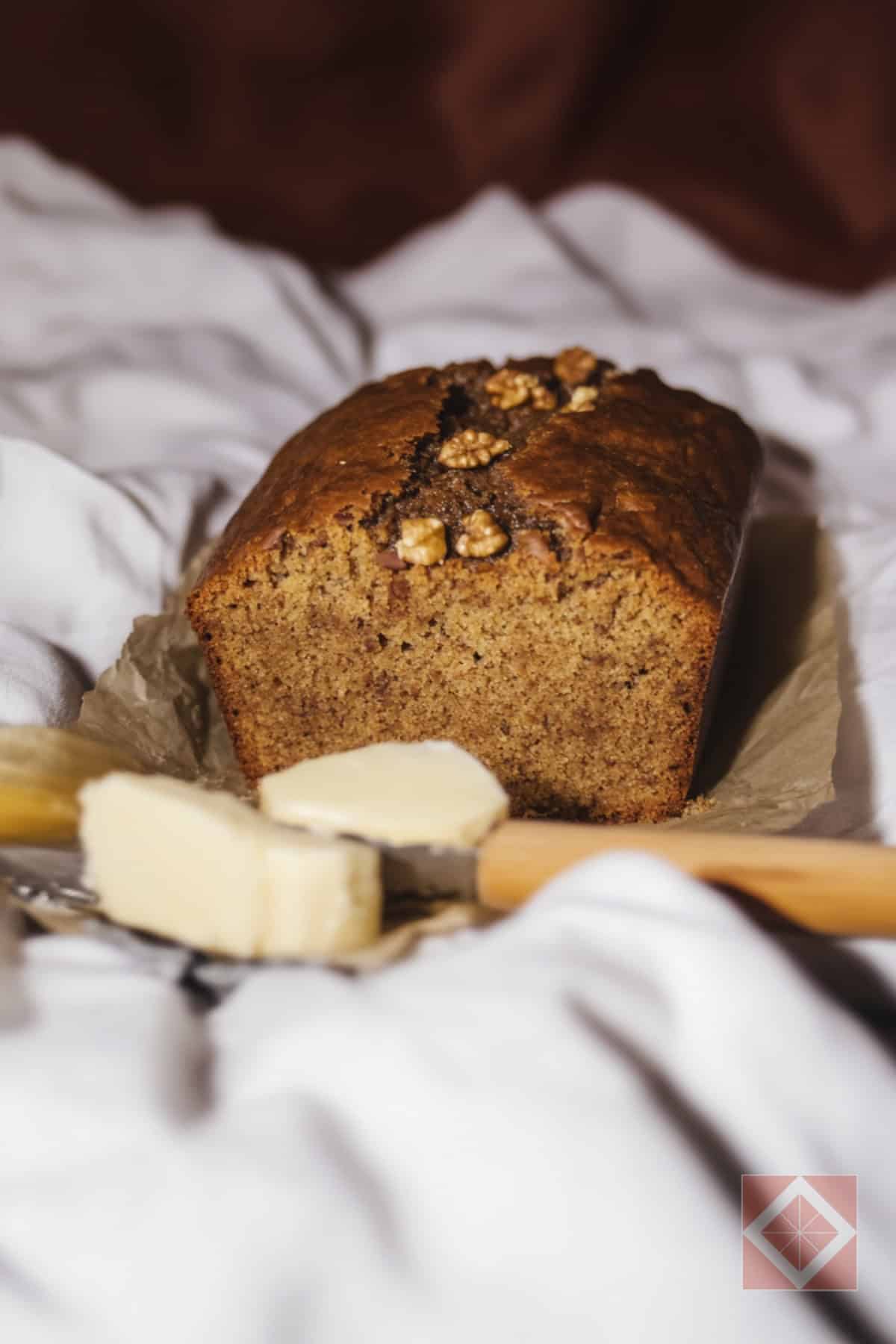 The Timeless Charm of Old-Fashioned Date Nut Loaf - Date Nut Loaf pin 2 midia 1