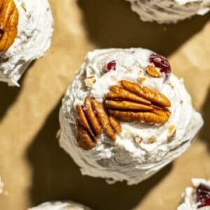 How to Make Perfectly Fluffy Divinity Candy - Divinity Candy midia