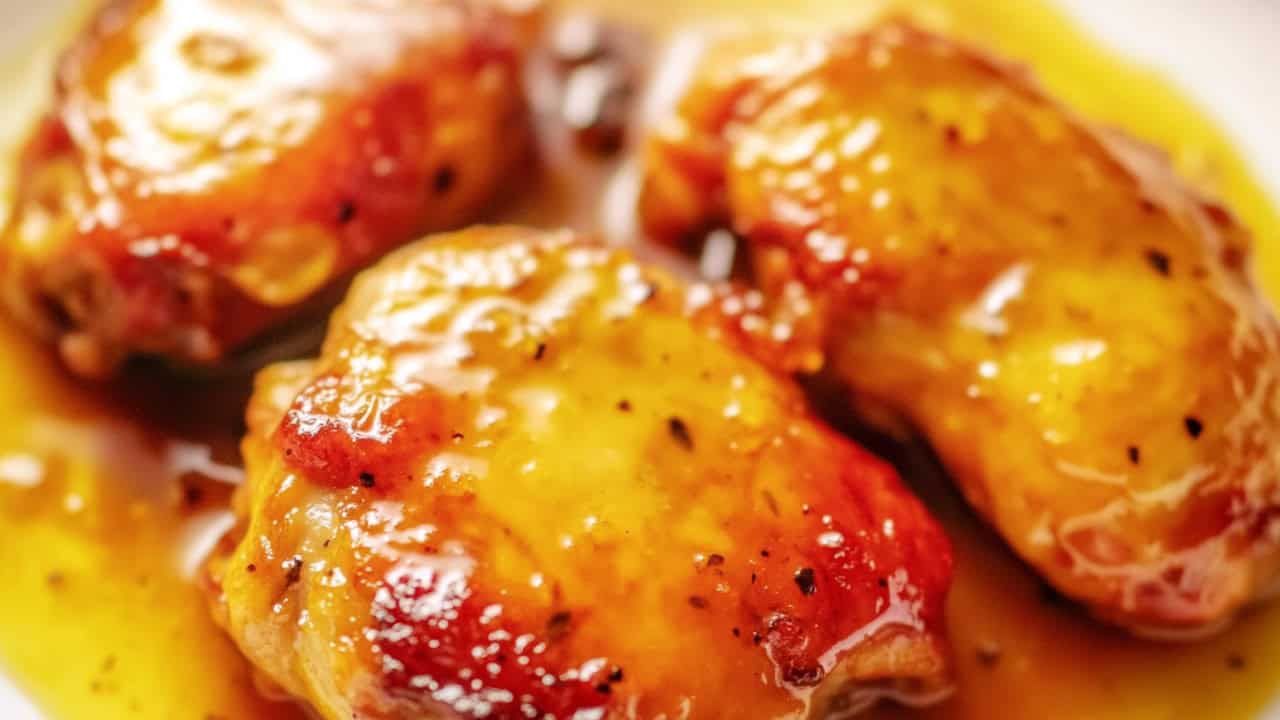Golden Chicken Thighs Air Fryer Recipe for Carnivore Meal Prep - Golden Chicken Thighs midia